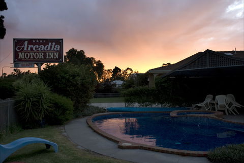 Arcadia Motor Inn - Darwin Tourism 0