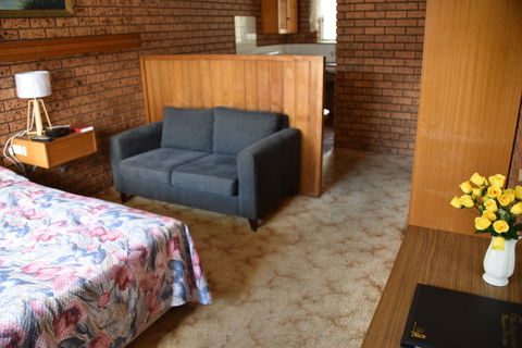 Corowa Gateway Motel - Darwin Tourism 3