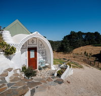 Earthship Ironbank - Darwin Tourism