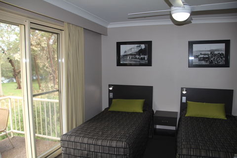 Galaxy Motel - Darwin Tourism 3