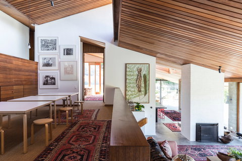 Gordon's Bay Retreat - Darwin Tourism 7