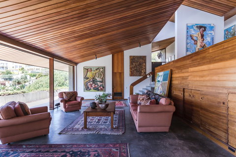 Gordon's Bay Retreat - Darwin Tourism 9