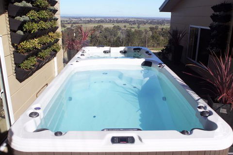 Longview Holiday Let Glenrowan - Darwin Tourism 3