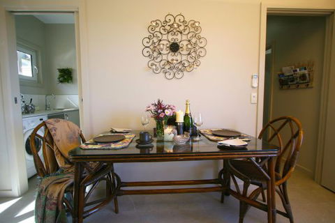 Longview Holiday Let Glenrowan - Darwin Tourism 6