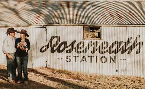 Roseneath  Farm Stay - Darwin Tourism 1