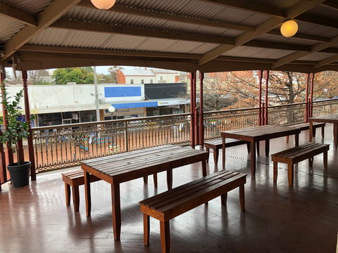 Royal Hotel Corowa - Darwin Tourism 0