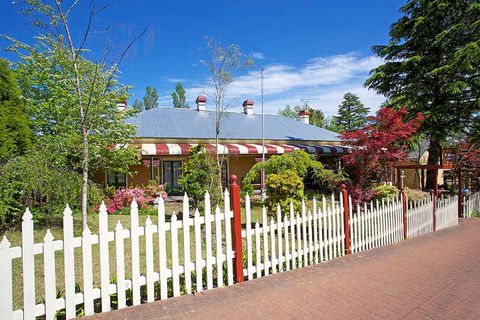 St Mounts Boutique Hotel - Garden Cottages And Trattoria Restaurant - Darwin Tourism 0
