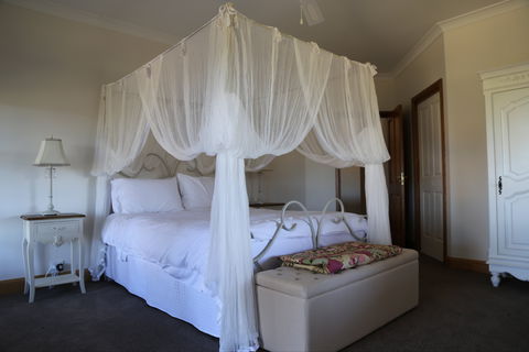 BellbirdHill Bed And Breakfast - Darwin Tourism 5