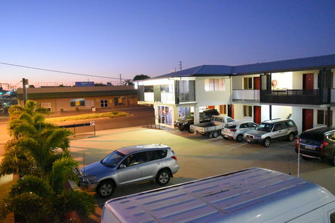Citywalk Motor Inn Rockhampton - Darwin Tourism 4
