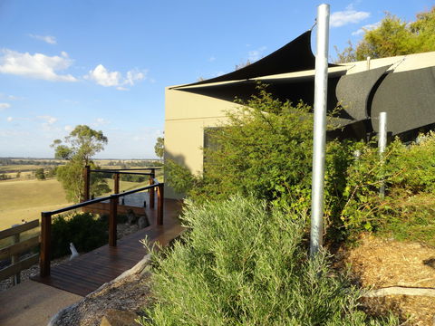 Down To Earth Farm Retreat - Darwin Tourism 2