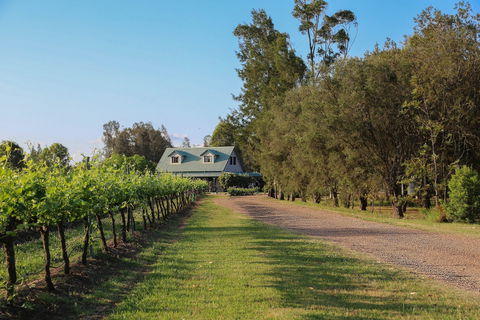 Emma's Cottage Vineyard - Darwin Tourism 1