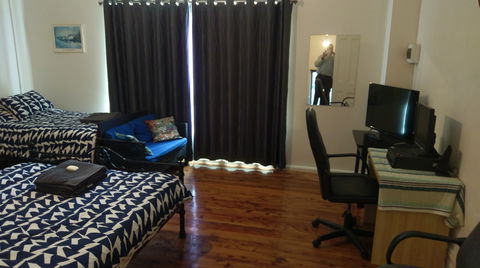 Ned's Studio Apartment - Darwin Tourism 1
