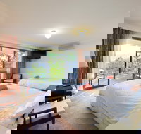 Queens Cottage - Darwin Tourism