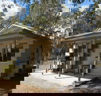 Robinsons Cabin - Darwin Tourism