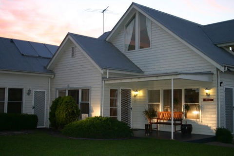 Ruby's Queenscliff - Darwin Tourism 0