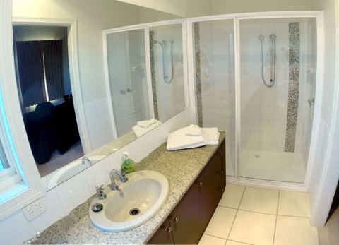 Shamore Apartments - Eleventh Street Mildura - Darwin Tourism 7