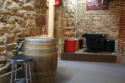 The Royal Hotel Bungendore - Darwin Tourism 3