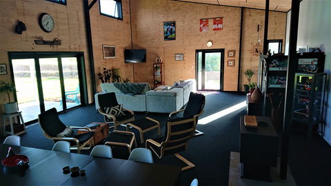 Bed In A Shed Tasmania - Darwin Tourism 1