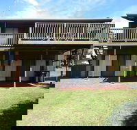 Cedar House - Darwin Tourism