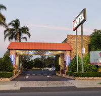 Centre Point Mid-City Motor Inn - Darwin Tourism