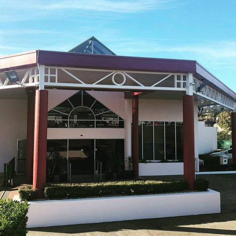 Hunts Hotel Liverpool - Darwin Tourism 1