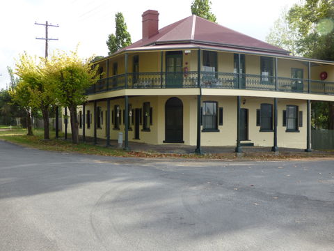 Tenterfield Lodge And Caravan Park - Darwin Tourism 0