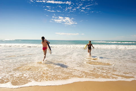 The Retreat Beach Houses - Darwin Tourism 1