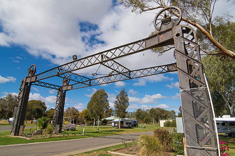Balranald Caravan Park - Darwin Tourism 1