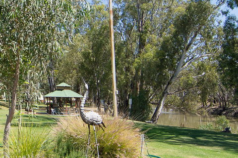 Balranald Caravan Park - Darwin Tourism 2