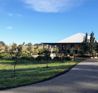 Hillcrest House Binda
