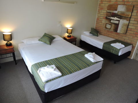 Hotel Motel 5 - Darwin Tourism 1