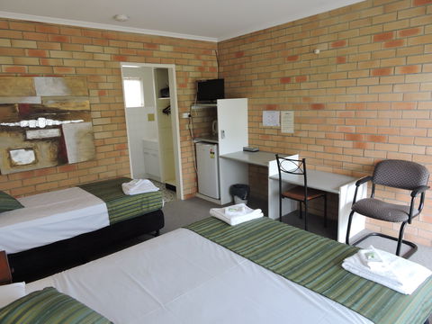 Hotel Motel 5 - Darwin Tourism 2