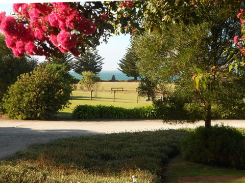 King Island Accommodation Cottages - Darwin Tourism 1