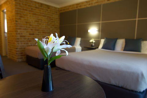 Lakeview Hotel Motel - Darwin Tourism 0