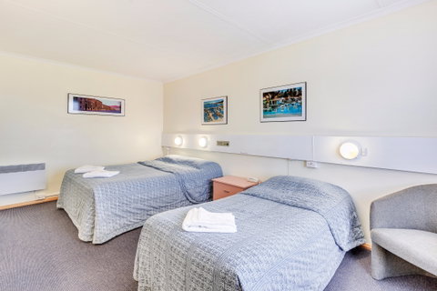 Martin Cash Motel - Darwin Tourism 2