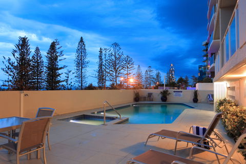 Pacific Beach Resort - Darwin Tourism 0