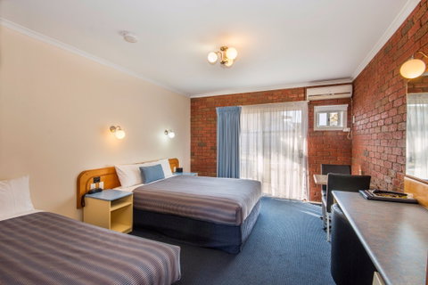 Torquay Tropicana Motel - Darwin Tourism 2