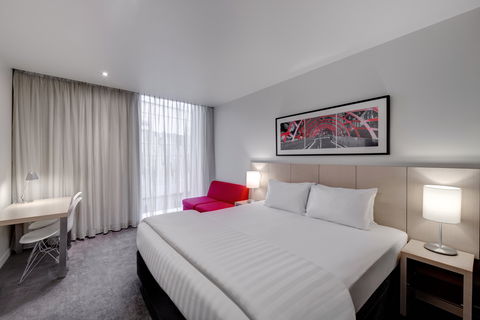 Travelodge Hotel Melbourne Docklands - Darwin Tourism 1