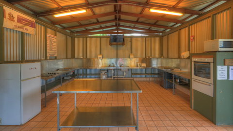 Yallakool Caravan Park On BP Dam - Darwin Tourism 1