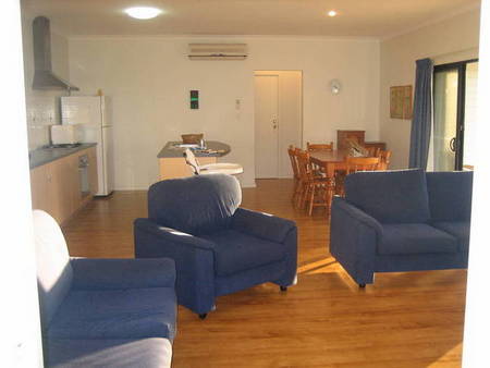 Busselton Beachfront - Darwin Tourism 1