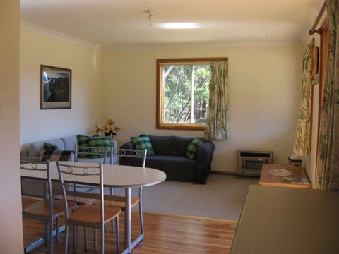 Bhundoo Bush Cottages - Darwin Tourism 0