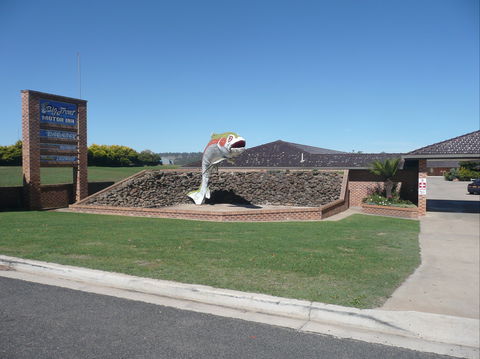 Big Trout Motor Inn - Darwin Tourism 0