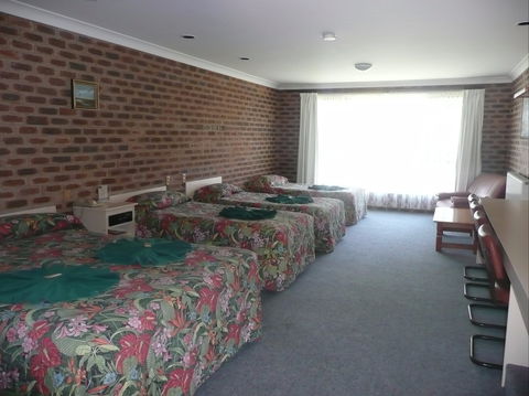 Big Trout Motor Inn - Darwin Tourism 2