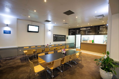 Boatrowers Hotel - Darwin Tourism 2