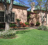 Country Apartments Dubbo - Darwin Tourism