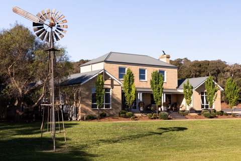 Fingal House - Darwin Tourism 0
