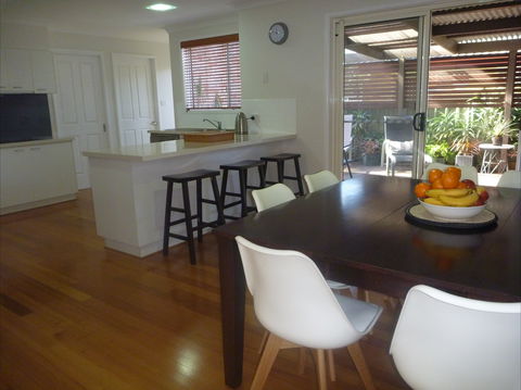 Park Beach Townhouse - Darwin Tourism 1