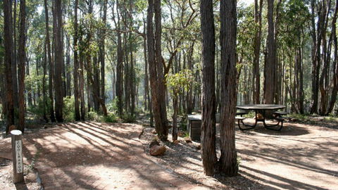 Perth Hills Centre Campground At Beelu National Park - Darwin Tourism 0