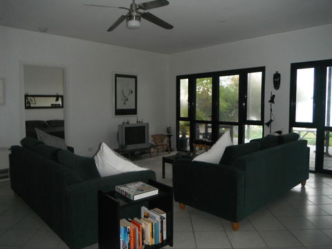 Read's Retreat - Darwin Tourism 0