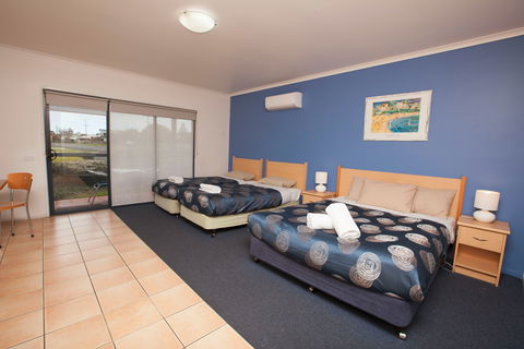 Seaview Motel And Apartments - Darwin Tourism 2